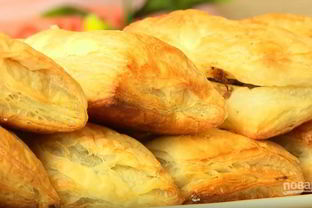 Пирожки из слоеного теста с печенью