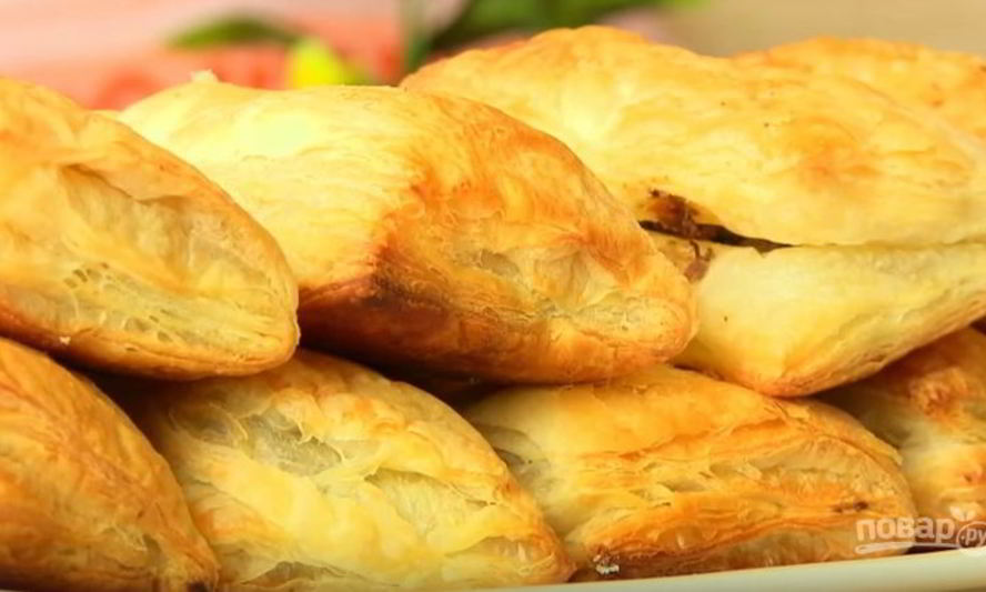 Рецепт пирожки из слоеного теста с печенью