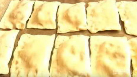 пирожки из слоеного теста с печенью