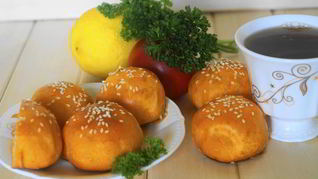 Пирожки из томатного теста