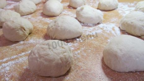 пирожки на кефире и дрожжах
