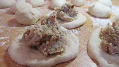 пирожки на кефире и дрожжах