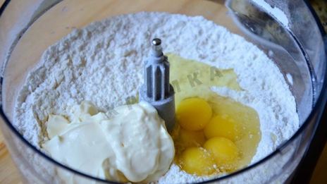 пирожки на сметане элеш с курицей