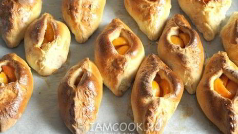 пирожки с абрикосами в духовке