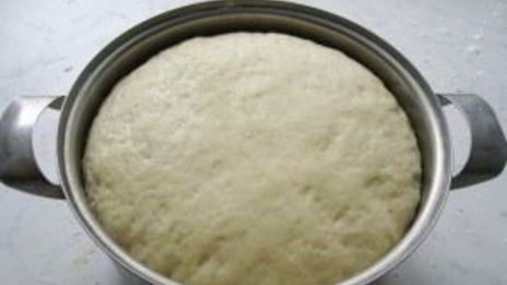 пирожки с черникой из дрожжевого теста