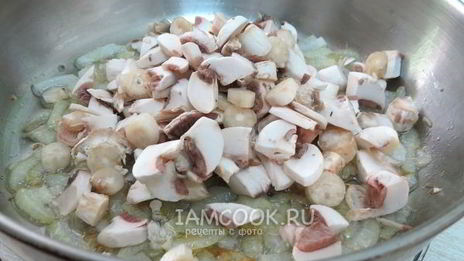 пирожки с капустой и грибами