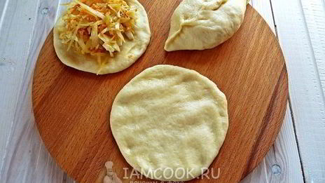 пирожки с капустой и яйцом