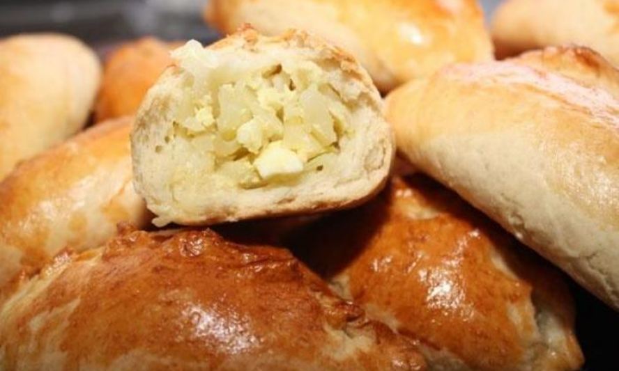 Рецепт пирожки с капустой, яйцом и луком в духовке