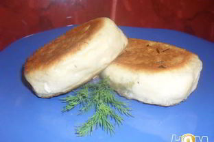 Пирожки с мясом и грибами