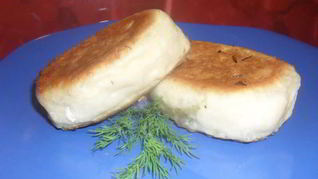 Пирожки с мясом и грибами