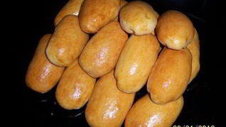 Пирожки с мясом и пирожки с квашеной капустой