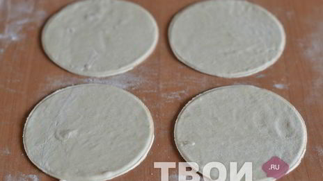 пирожки с рисом и яйцом