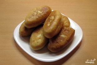 Пирожки с сайрой и рисом