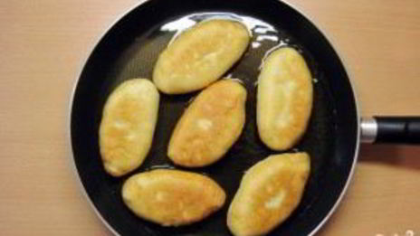 пирожки с сайрой и рисом