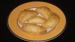 Пирожки с сыром и медом