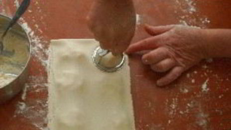 пирожки с сыром и медом