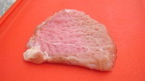 слоеные пирожки с мясом и помидорами