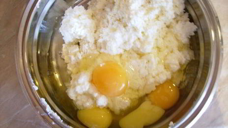 жареные пирожки из творожного теста