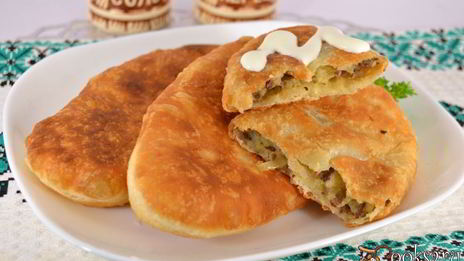 жареные пирожки с картофелем и печенью