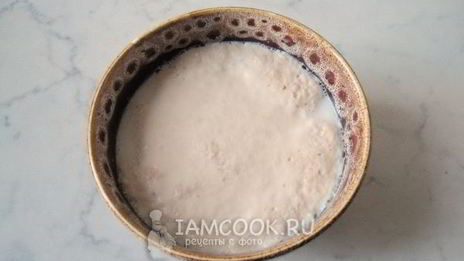 жареные пирожки с куриной печенью и картофелем