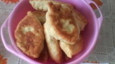 жареные пирожки с рыбой