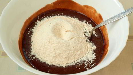 брауни с творогом и клубникой