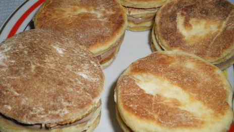 пирожное из творожного теста на сковороде