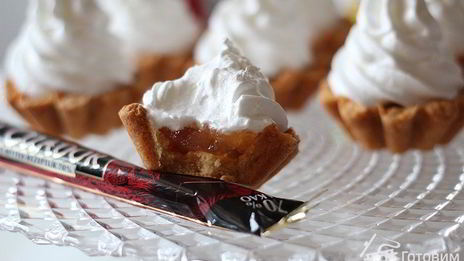 пирожное корзиночка