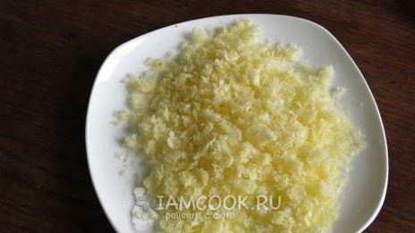 пирожное цыплята с кукурузными палочками