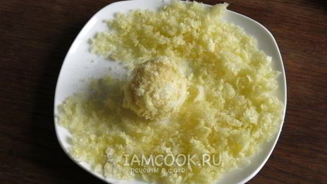 пирожное цыплята с кукурузными палочками