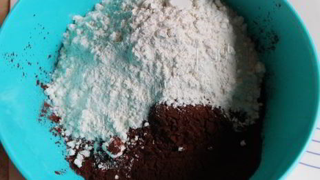 шоколадно-банановые пирожные