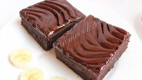 шоколадно-банановые пирожные