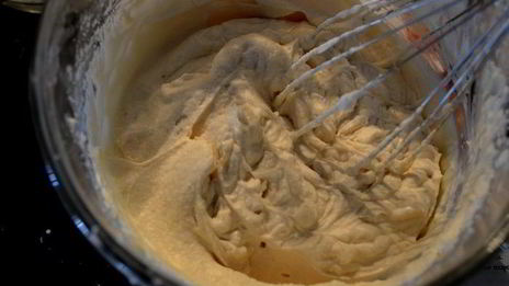 шоколадно-карамельный брауни