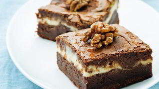 Соленые ореховые брауни