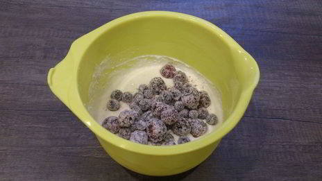 творожно-ягодные пирожные