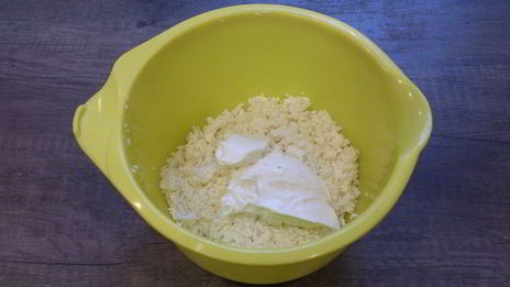 творожно-ягодные пирожные