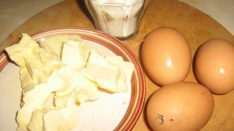 заварные пирожные с кремом из баклажан