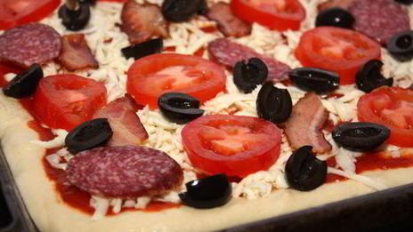 мясная пицца