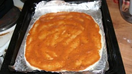 пицца на тонкой основе