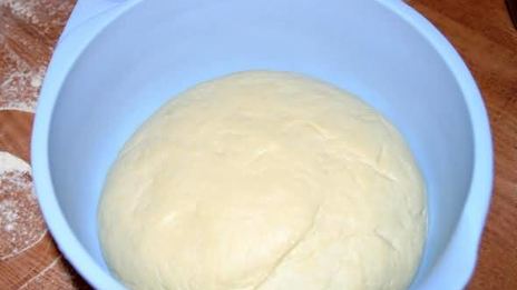 пицца на тонкой основе