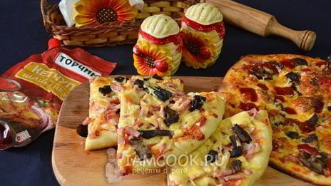 пицца с беконом