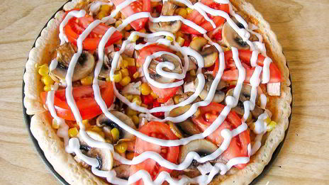 пицца с куриной грудкой и шампиньонами