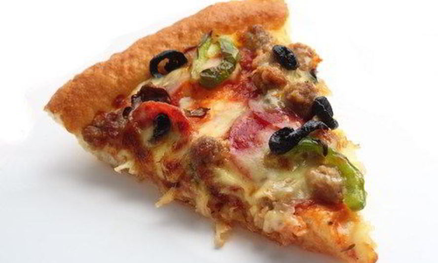 Рецепт пицца с куриной печенью и помидорами