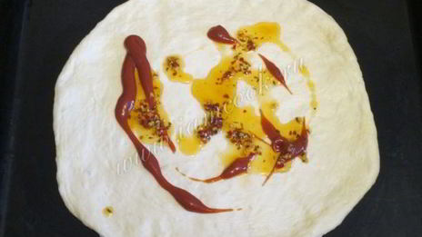 пицца с морепродуктами и сыром тофу