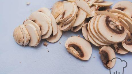 пицца с шампиньонами