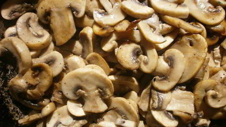 постная пицца с картофелем и грибами