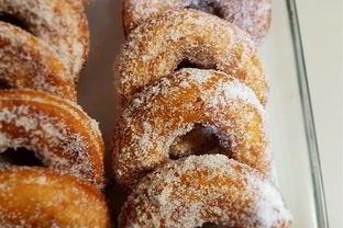 Бисквитные пончики