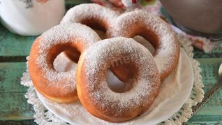 Пончики на кефире классические