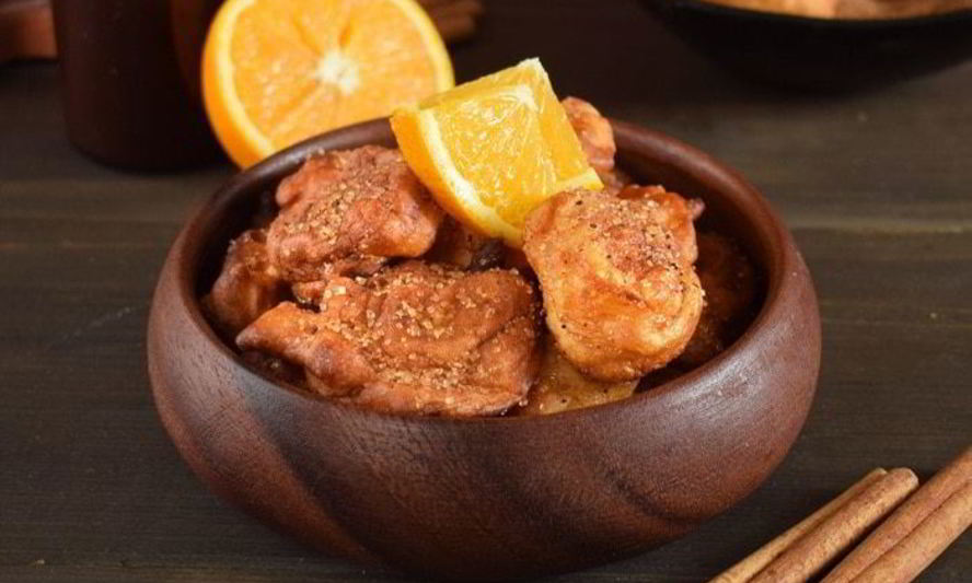 Рецепт пончики на кефире с пряным сахаром и шоколадным соусом