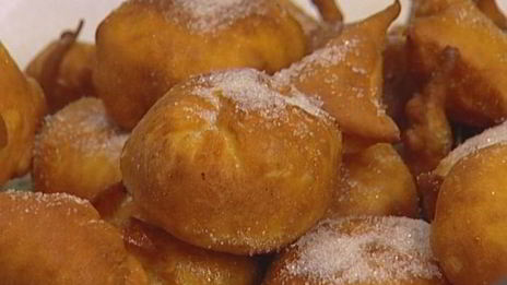 пончики с абрикосами